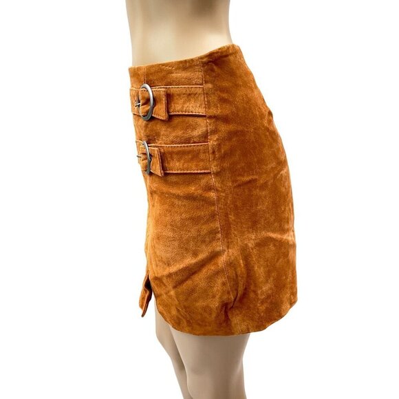 BlankNYC Suede Leather Mini Skirt Double Buckle Detail Back Zipper Women 26 - Picture 12 of 16